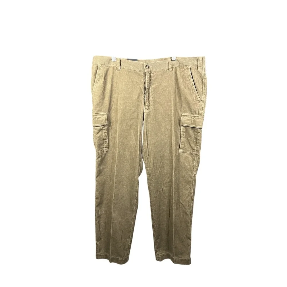 VIA CORTESA Mens Tan Corduroy Cargo Pants Relaxed Fit Size 42x30 Straight Leg